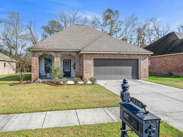 12246 Grand Wood Ave, Gonzales, LA 70737