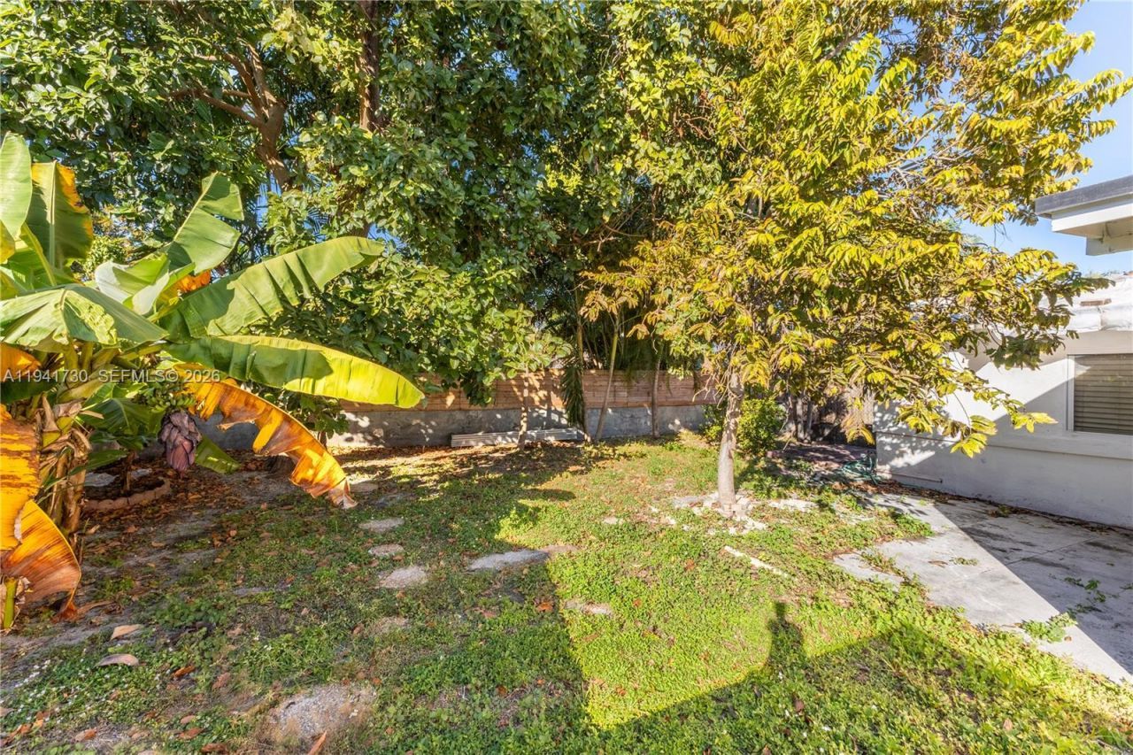 2811 SW 17th St, Miami, FL 33145 Photo