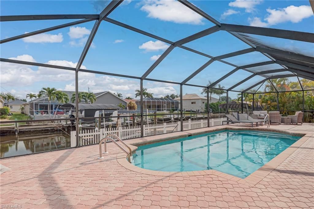 12196 Matlacha Blvd, Matlacha Isles, FL 33991 Photo