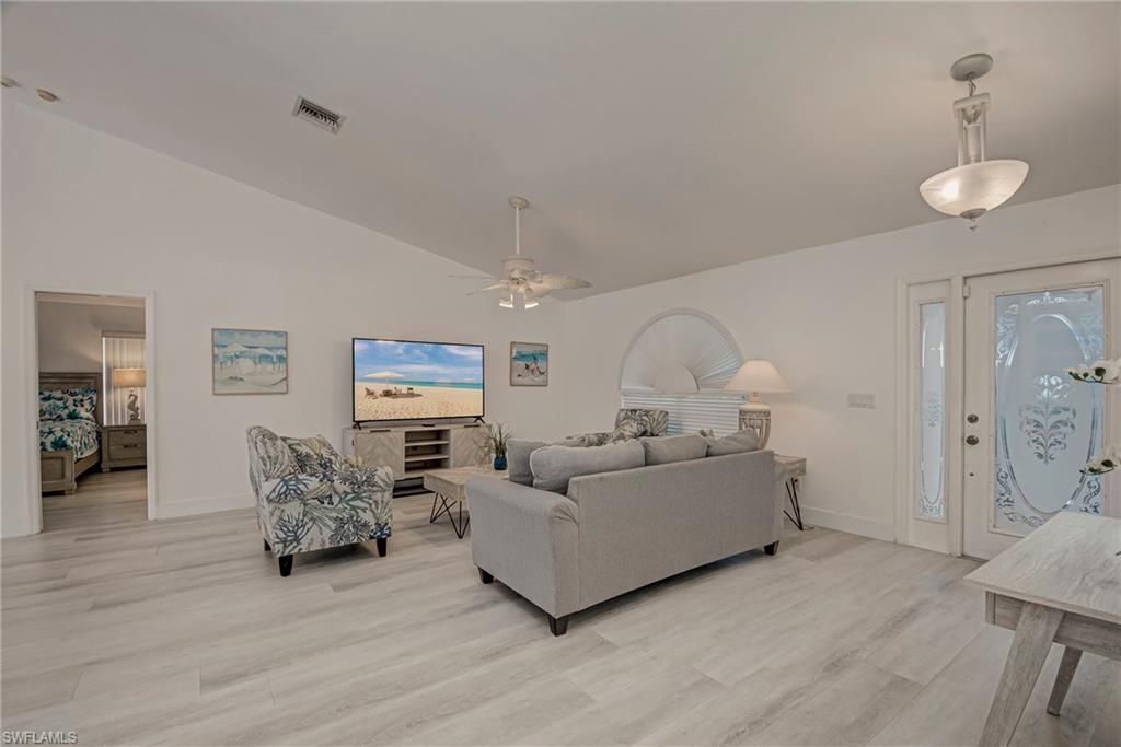 12196 Matlacha Blvd, Matlacha Isles, FL 33991 Photo