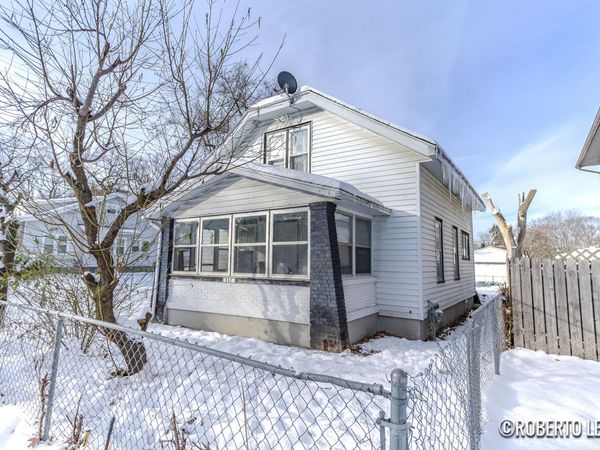 957 Kensington Avenue SW, Grand Rapids, MI 49503