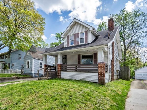 970 Hunt Street, Akron, OH 44306