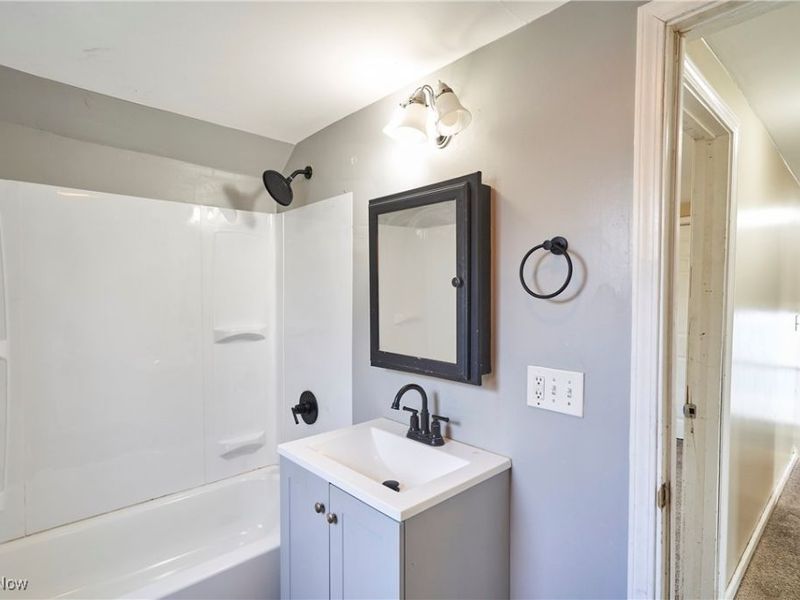 970 Hunt Street, Akron, OH 44306 Photo 22