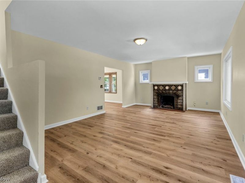 970 Hunt Street, Akron, OH 44306 Photo 5