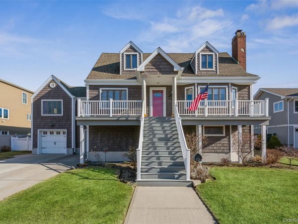 73 Parma Road, Island Park, NY 11558