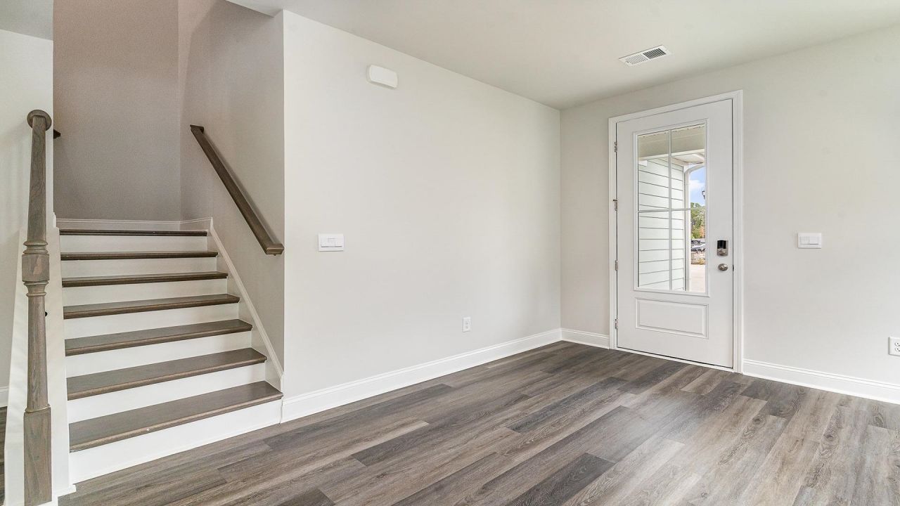 254 Bantry Ln. Photo 2