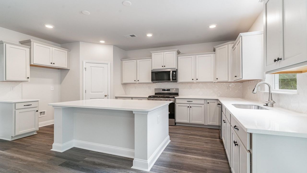 254 Bantry Ln. Photo 8