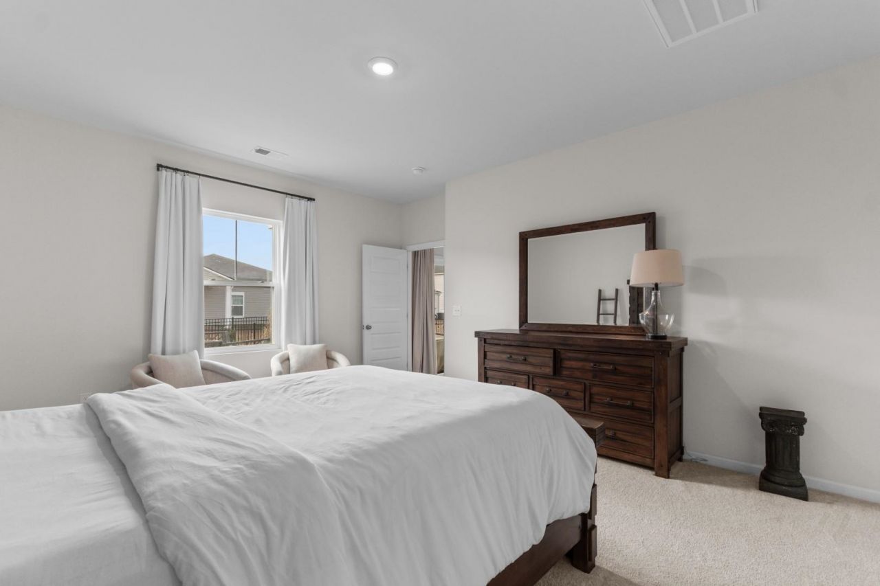 1528 Swing Bridge Way Photo 14