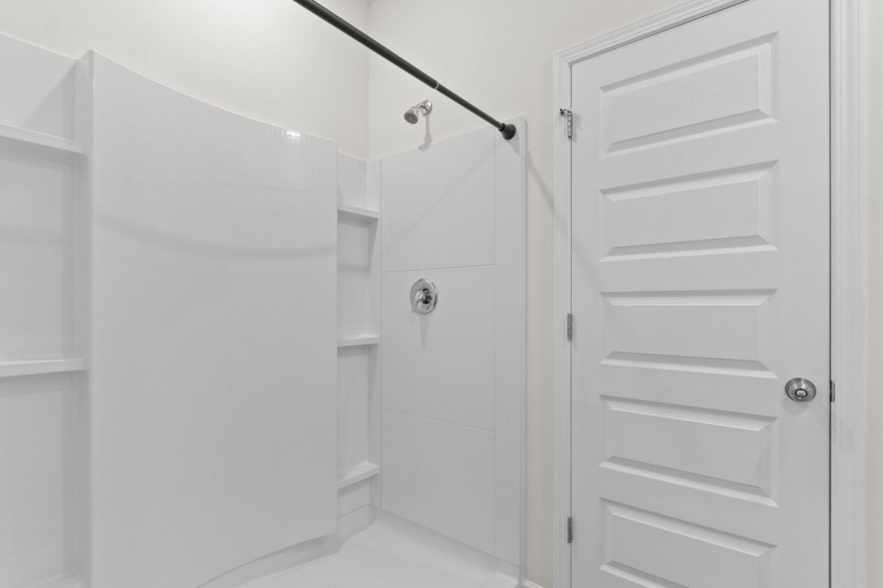 1528 Swing Bridge Way Photo 16