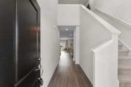 1528 Swing Bridge Way photo 4