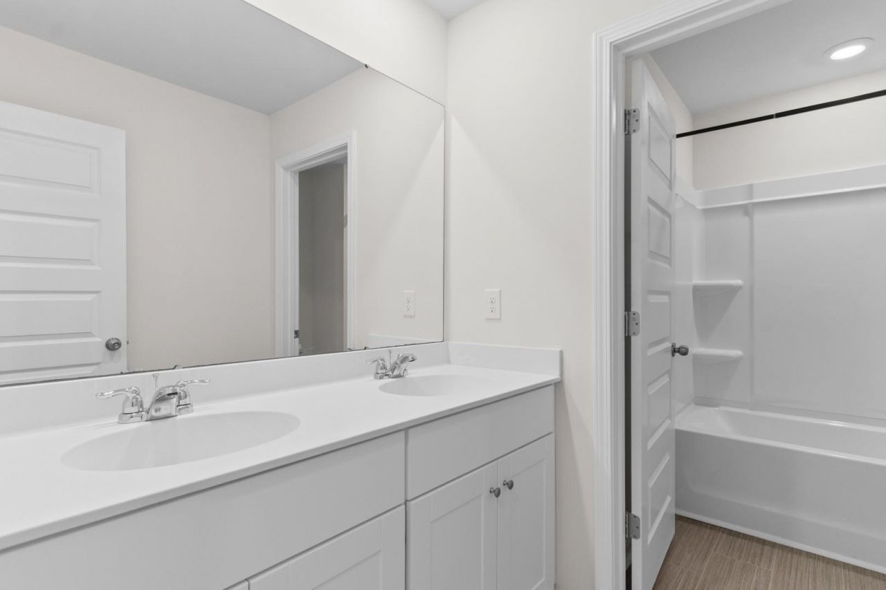 1528 Swing Bridge Way Photo 23