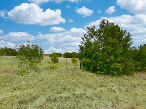 5025 County Road 200 RD, Liberty Hill, TX 78642