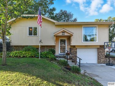 907 9th Avenue, Plattsmouth, NE 68048