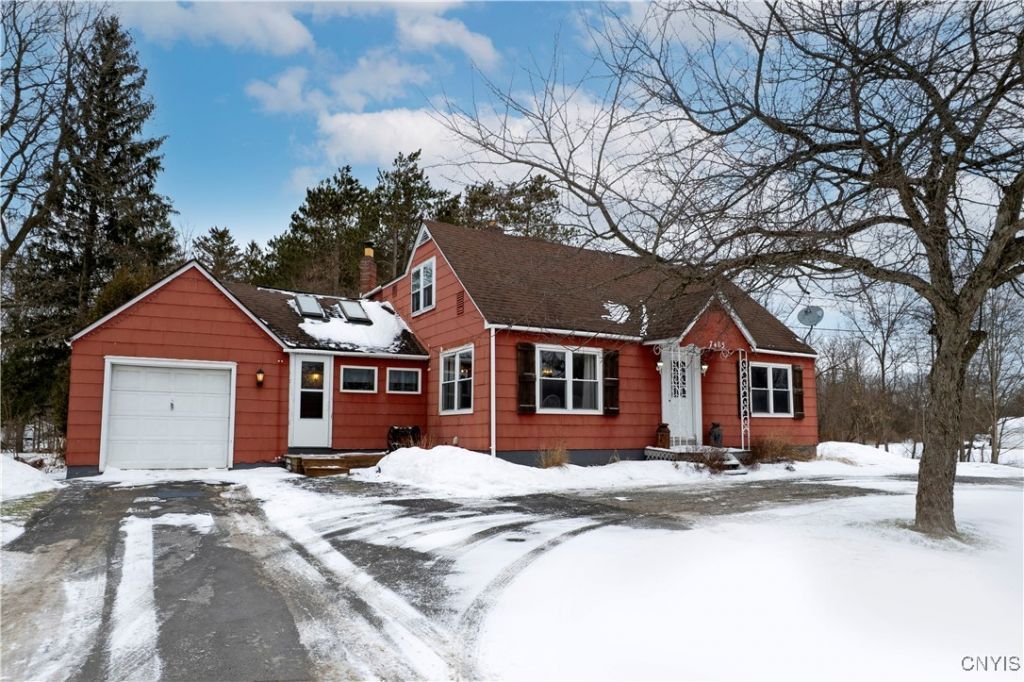 7405 E Main Street, Westmoreland, NY 13490 Main Photo