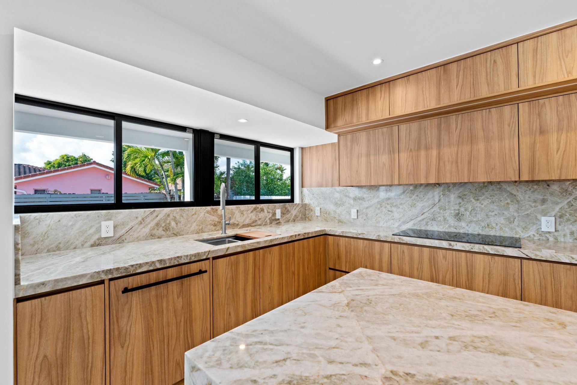 20500 Highland Lakes Boulevard, Miami, FL 33179 Photo