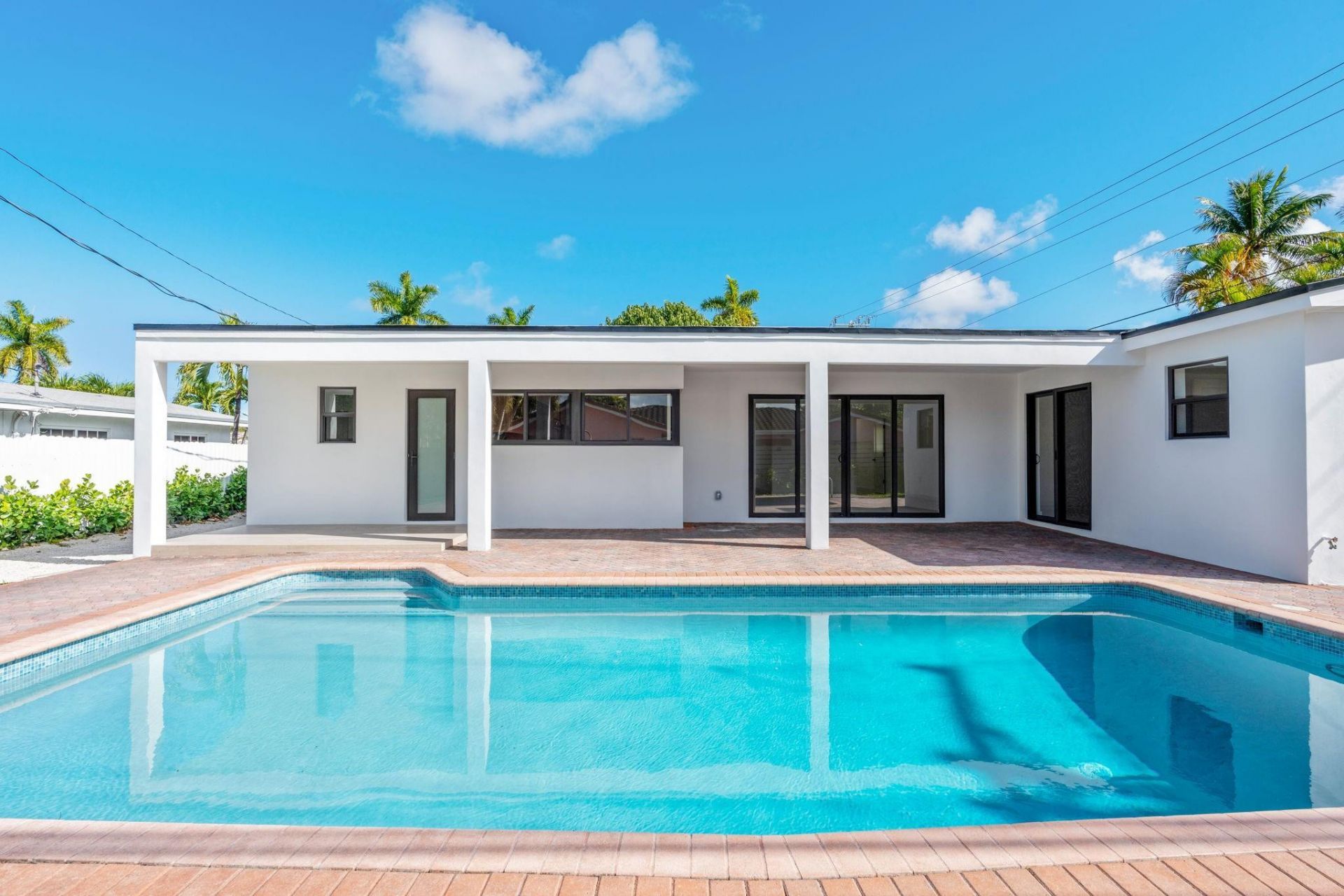 20500 Highland Lakes Boulevard, Miami, FL 33179 Photo