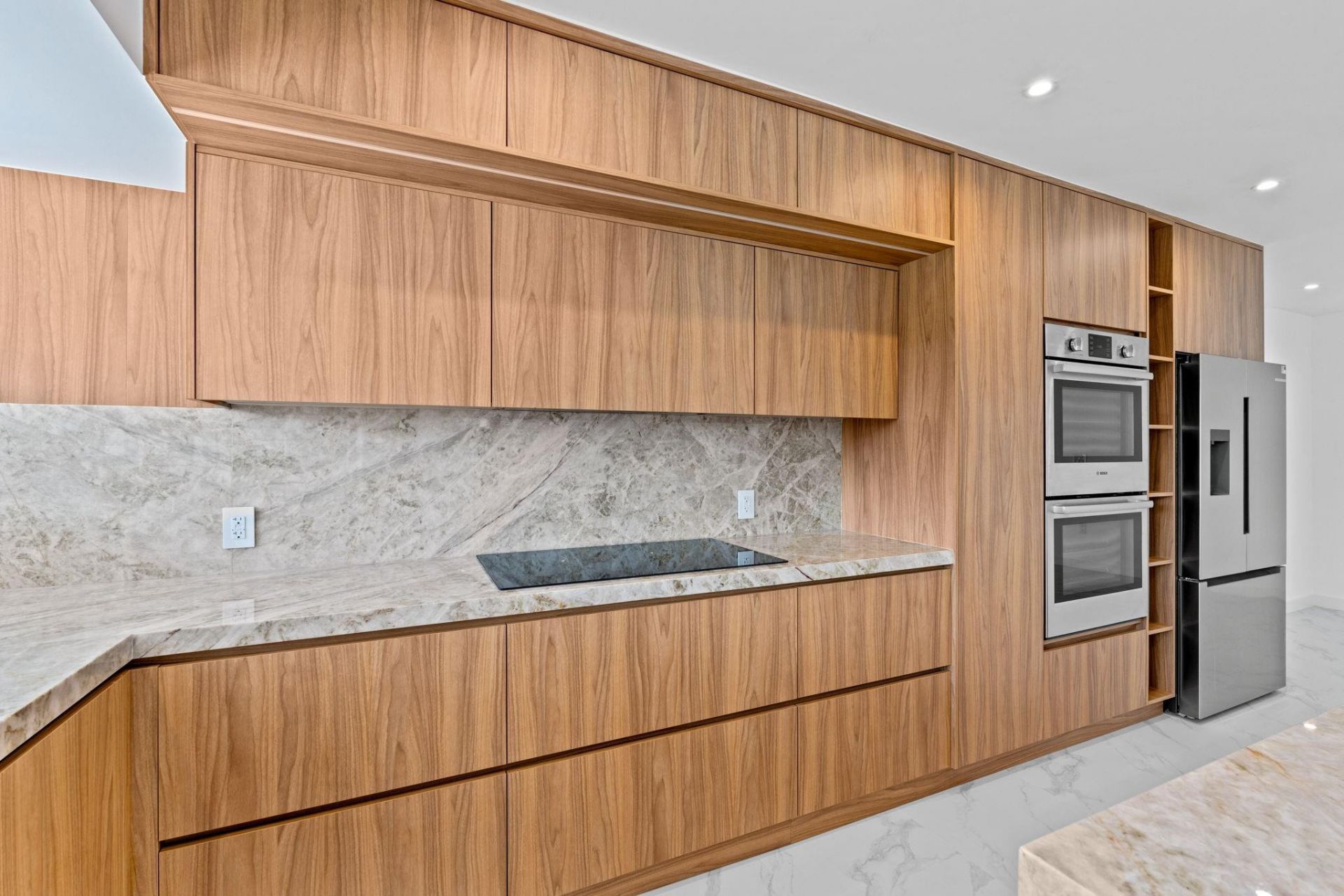 20500 Highland Lakes Boulevard, Miami, FL 33179 Photo