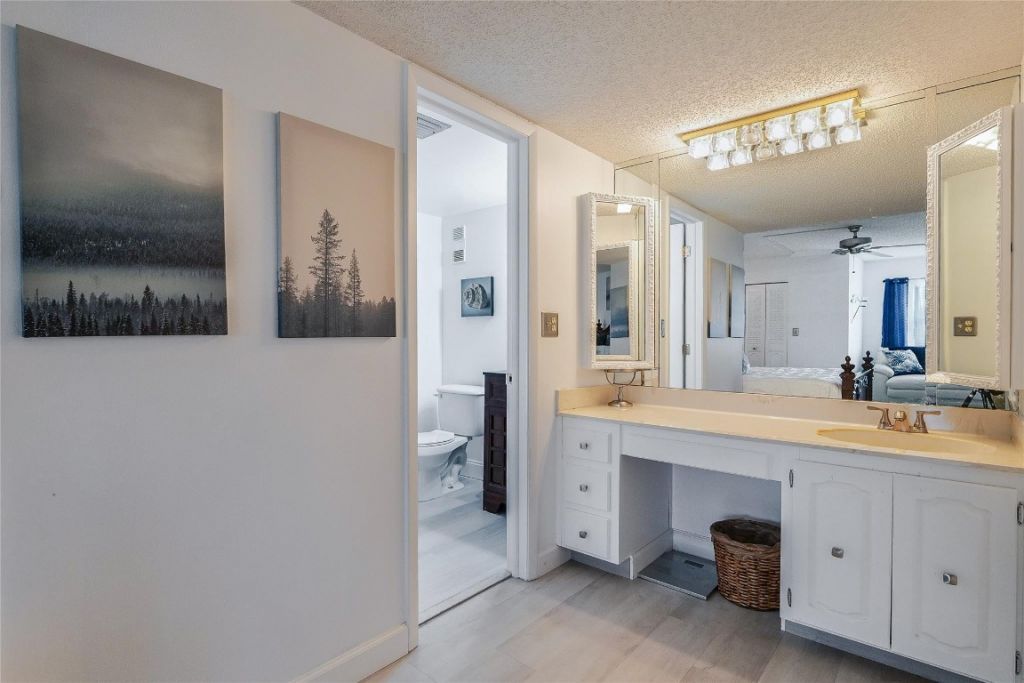 3930 Inverrary Boulevard, Unit 407-D, Lauderhill, FL 33319 Photo