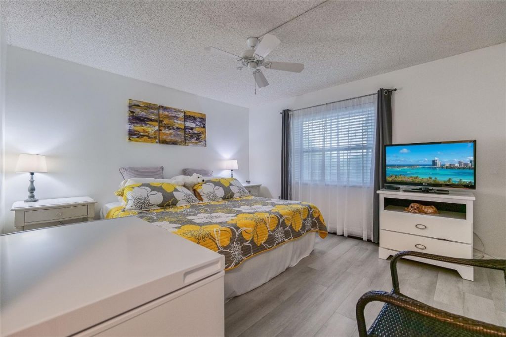 3930 Inverrary Boulevard, Unit 407-D, Lauderhill, FL 33319 Photo