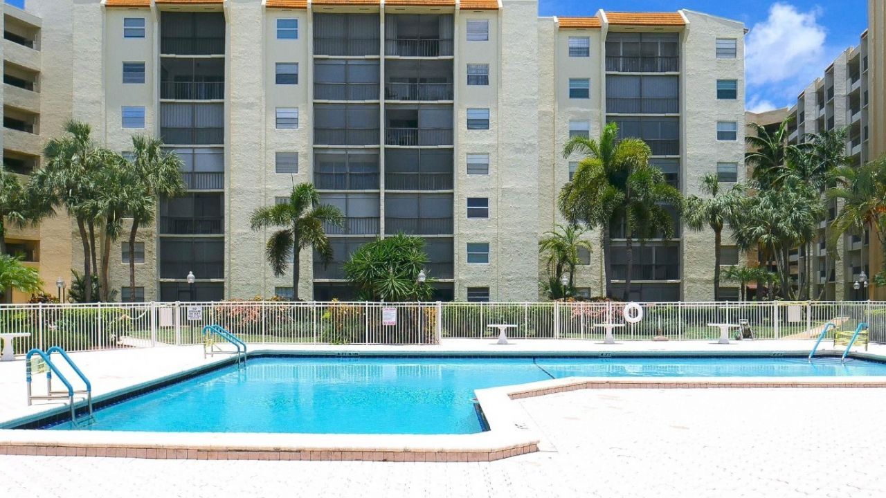 3930 Inverrary Boulevard, Unit 407-D, Lauderhill, FL 33319 Photo