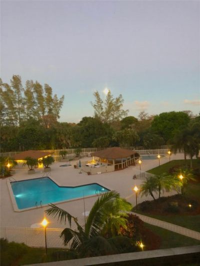 3930 Inverrary Boulevard, Unit 407-D, Lauderhill, FL 33319 Photo