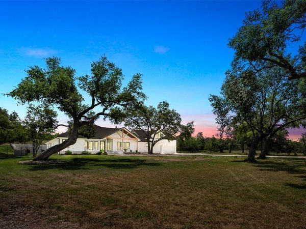 717 E Creek DR, Dripping Springs, TX 78620