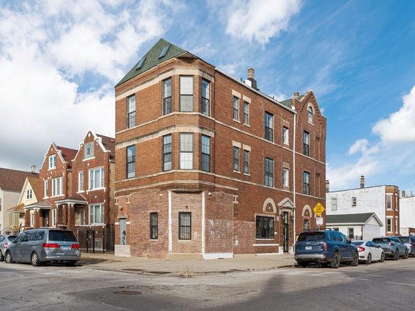 3100 W 39th Place, Chicago, IL 60632