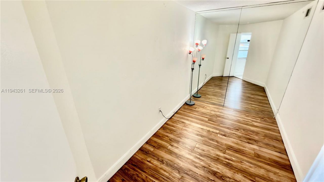 2750 NE 183rd St, Unit 906, Aventura, FL 33160 Photo