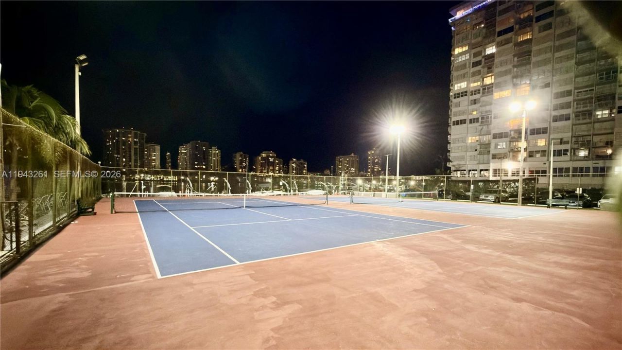 2750 NE 183rd St, Unit 906, Aventura, FL 33160 Photo