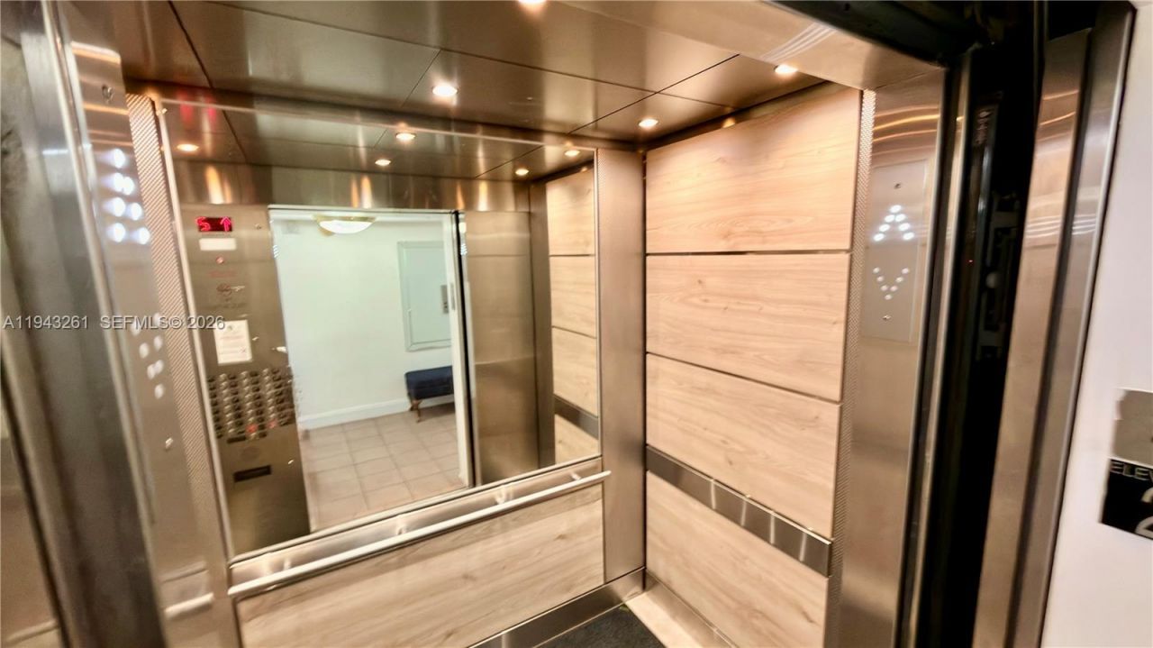 2750 NE 183rd St, Unit 906, Aventura, FL 33160 Photo