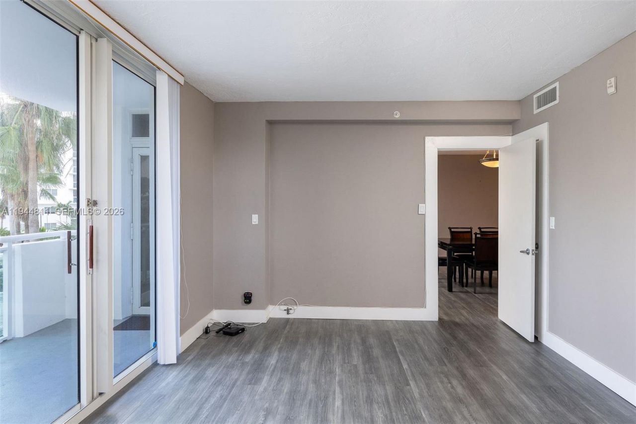 3001 S Ocean Dr, Unit 227, Hollywood, FL 33019 Photo