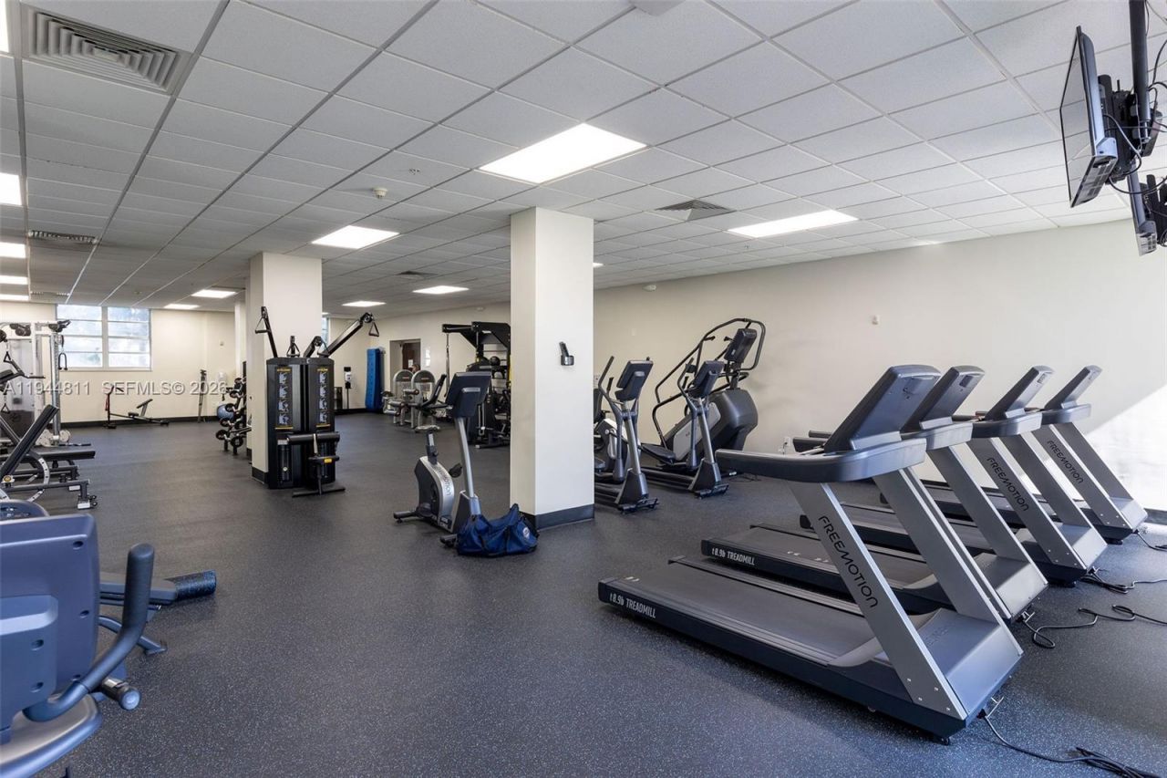 3001 S Ocean Dr, Unit 227, Hollywood, FL 33019 Photo