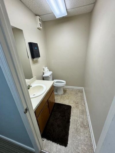 1909 NE Capital Circle, Unit 100 & 200, Tallahassee, FL 32308 Photo