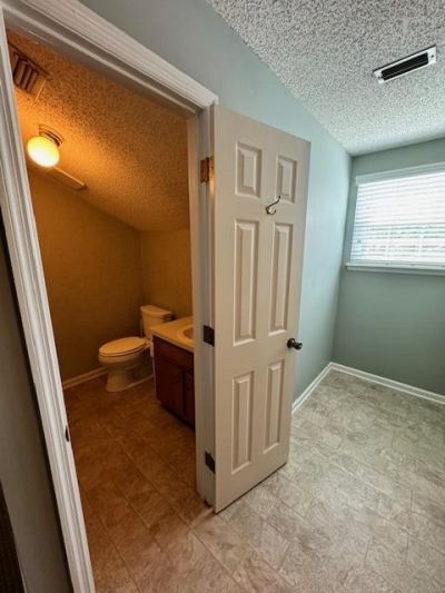 1909 NE Capital Circle, Unit 100 & 200, Tallahassee, FL 32308 Photo