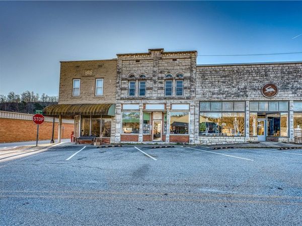 103 W Church Street, Jasper, AR 72641