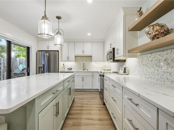 550 N Tropic Lane, Unit 6D, Vero Beach, FL 32960