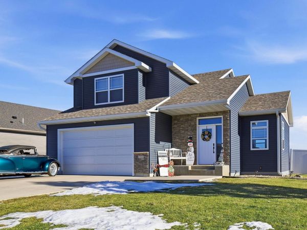 1300 18th Drive NE, Austin, MN 55912