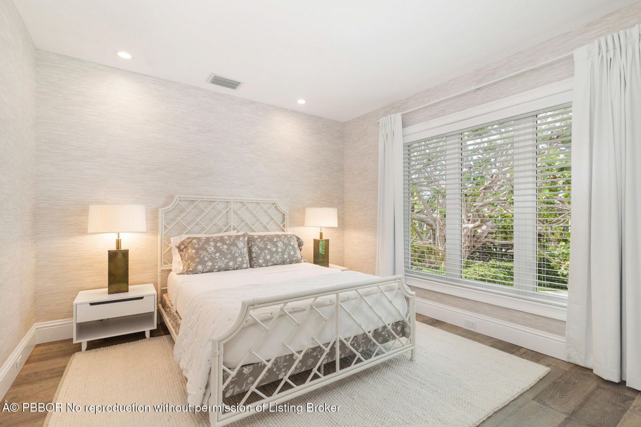 443 Seaview Avenue, Palm Beach, FL 33480 Photo