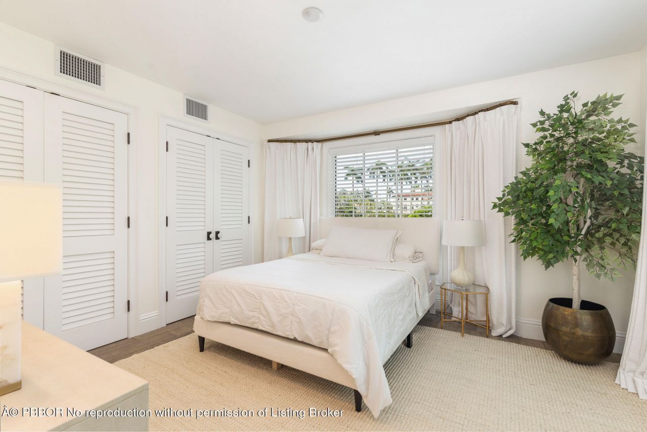 443 Seaview Avenue, Palm Beach, FL 33480 Photo