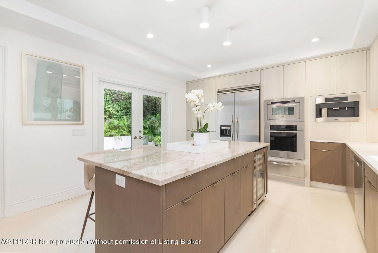 443 Seaview Avenue, Palm Beach, FL 33480 Photo