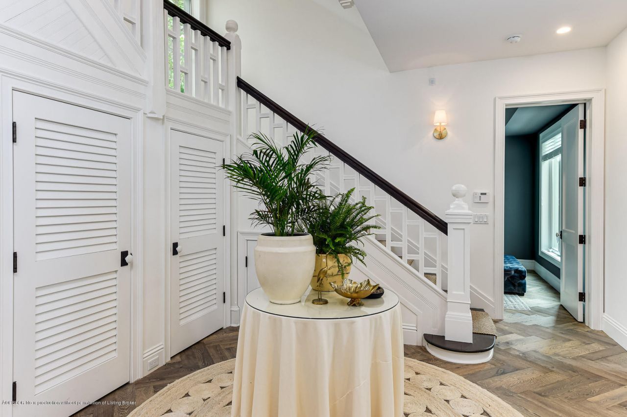 443 Seaview Avenue, Palm Beach, FL 33480 Photo