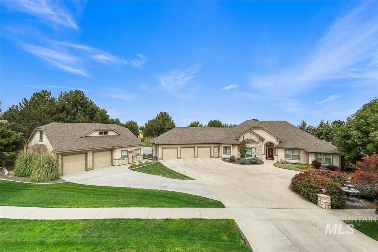 4125 S Nickel Creek Pl, Meridian, ID 83642 Main Photo