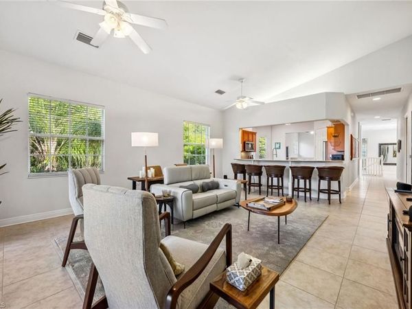 7859 Hawthorne TER, Unit 1504, NAPLES, FL 34113