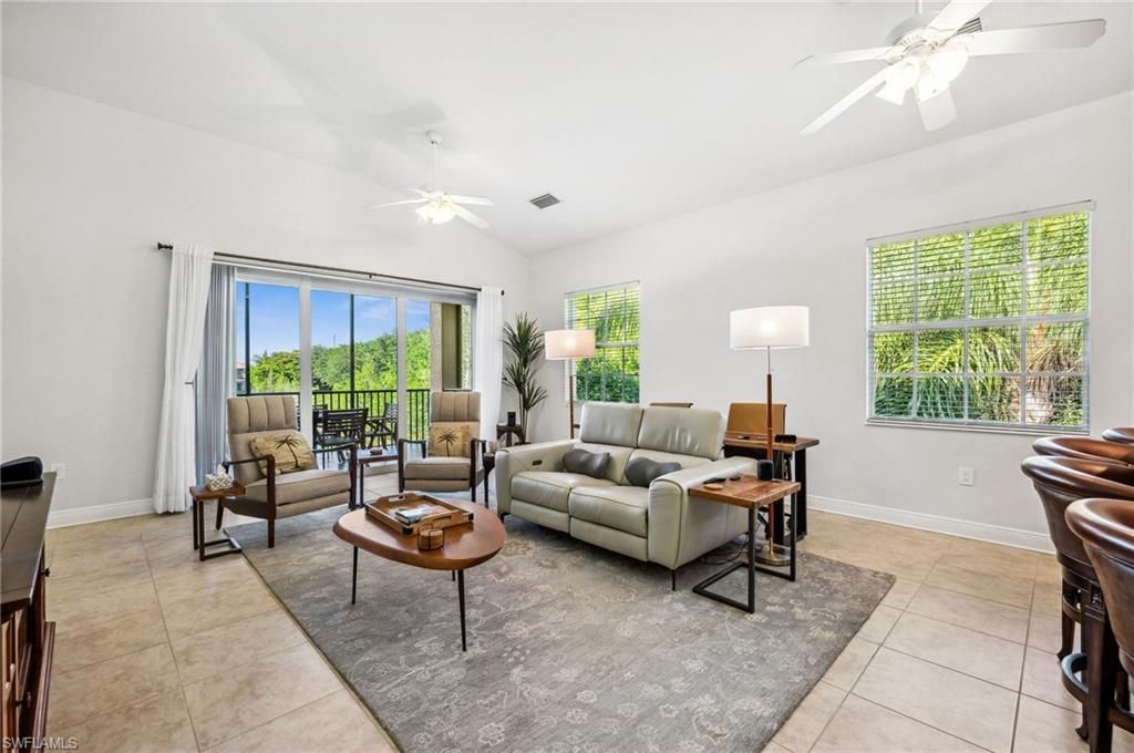7859 Hawthorne Ter, Unit 1504, Naples, FL 34113 Photo