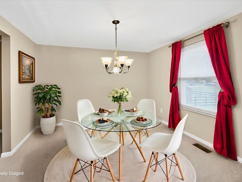 7676 Devonwood Drive, West Chester, OH 45069 Photo 13