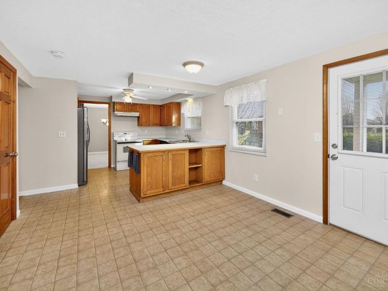 7676 Devonwood Drive, West Chester, OH 45069 Photo 20