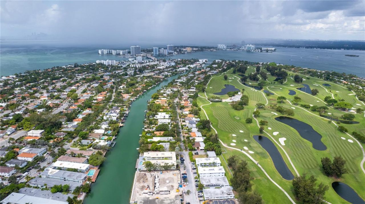 350 S Shore Dr, Unit 4, Miami Beach, FL 33141 Photo