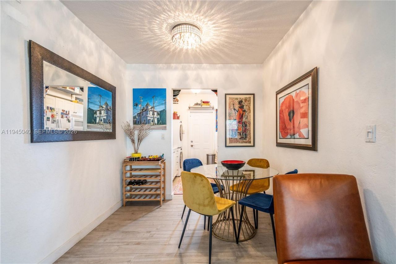 350 S Shore Dr, Unit 4, Miami Beach, FL 33141 Photo