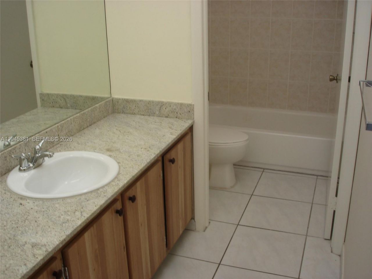 10865 SW 112th Ave, Unit 211, Miami, FL 33176 Photo