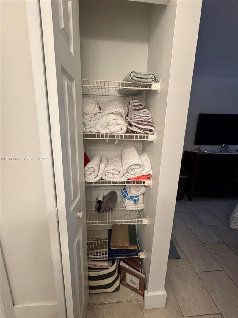 10315 SW 154th Cir Ct, Unit 28, Miami, FL 33196 Photo